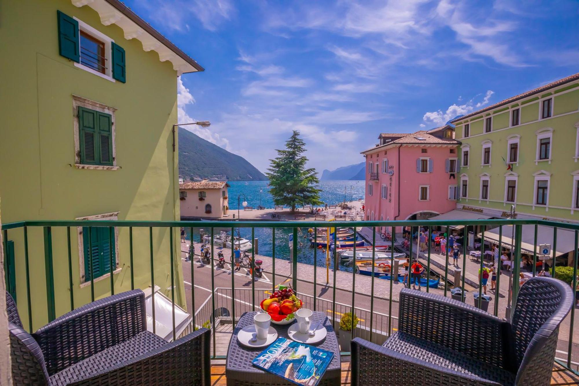 Dogana Best Lake View - Happy Rentals Torbole Sul Garda Eksteriør billede